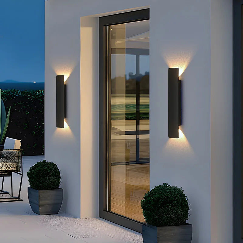Pumous M001 Outdoor Wall Lamp – IP65 Black Aluminum 18W LED Strip Light for Patio & Entryway
