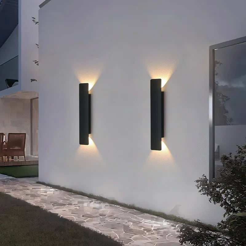 Pumous M001 Outdoor Wall Lamp – IP65 Black Aluminum 18W LED Strip Light for Patio & Entryway